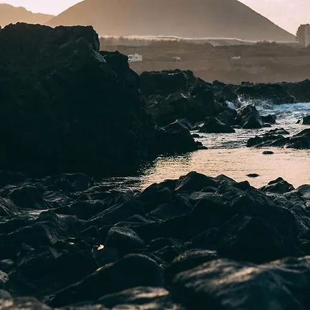 Rural La Casa Amarilla * Los Silos