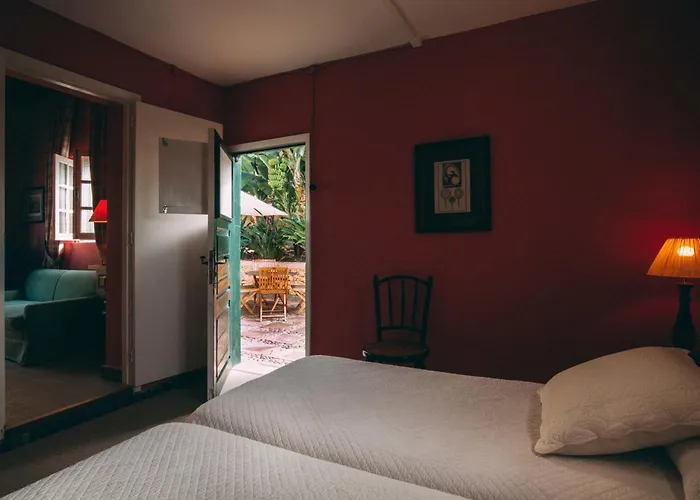 Rural La Casa Amarilla *